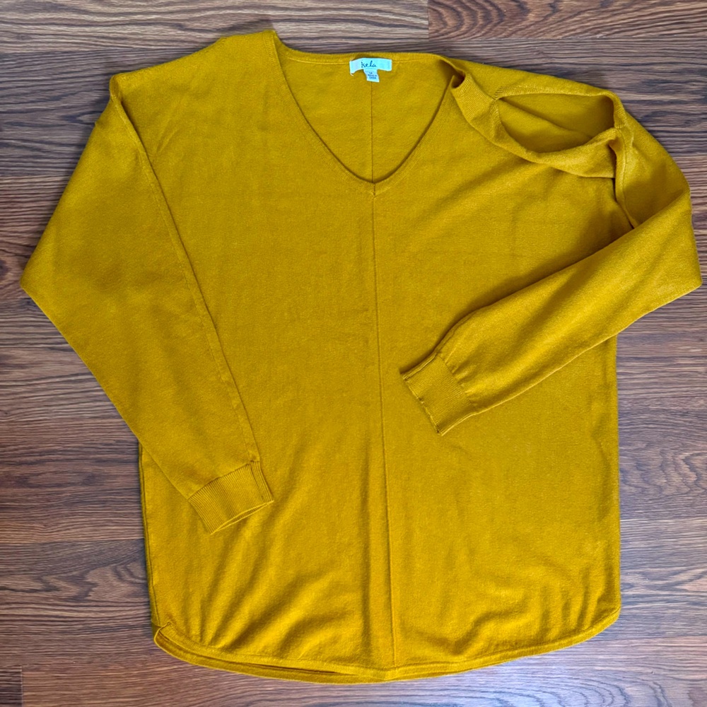 Women’s sweater